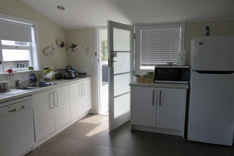 Photo of property in 1/46 Gulf View Road, Murrays Bay, Auckland, 0630