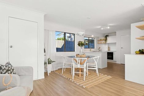 Photo of property in 1152b Papamoa Beach Road, Papamoa Beach, Papamoa, 3118
