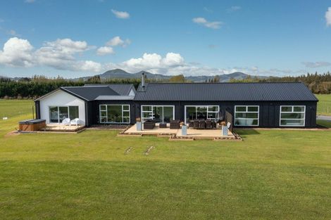 Photo of property in 165 Tirohanga Road, North Taieri, Mosgiel, 9092