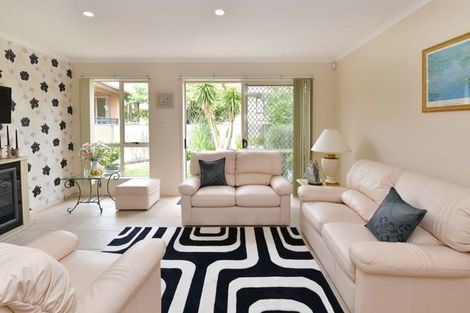 Photo of property in 44 Trimaran Drive, Gulf Harbour, Whangaparaoa, 0930