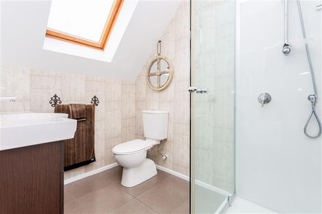 Photo of property in 8 Dorfold Mews, Avonhead, Christchurch, 8042