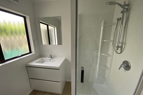 Photo of property in 13 Bury Grove, Strathmore Park, Wellington, 6022