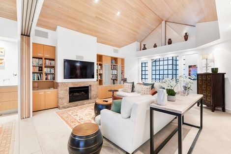 Photo of property in 28 Blomfield Spa, Takapuna, Auckland, 0622