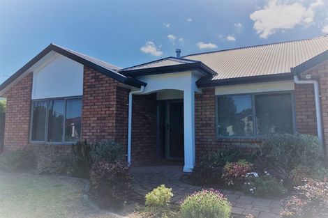 Photo of property in 4 Greenough Place, Rototuna, Hamilton, 3210