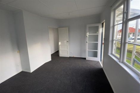 Photo of property in 5 Elm Street, Gonville, Whanganui, 4501