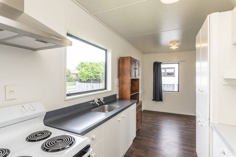 Photo of property in 2 Spackman Crescent, Paraparaumu, 5032