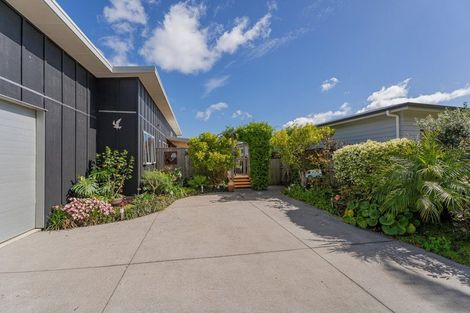 Photo of property in 36 Oyster Drive, Cooks Beach, Whitianga, 3591