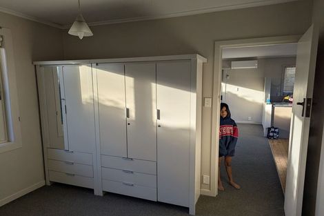Photo of property in 32 Penton Road, Stanmore Bay, Whangaparaoa, 0932