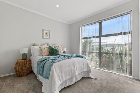 Photo of property in 30 Tyler Davies Drive, Red Beach, 0932