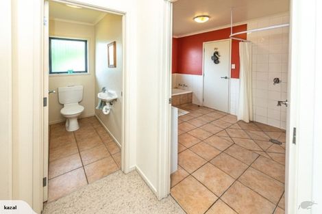 Photo of property in 415 Makirikiri Road, Marton, 4789