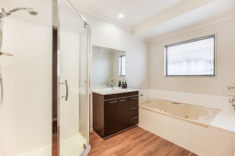 Photo of property in 20 Admiral Crescent, Flagstaff, Hamilton, 3210