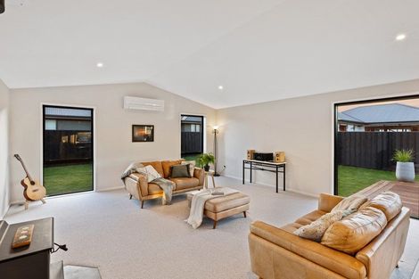 Photo of property in 27 Pentecost Road, Rangiora, 7400