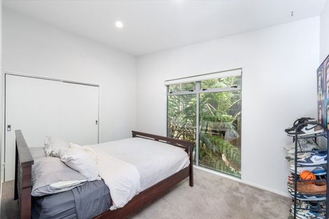 Photo of property in 32 Mount Marua Way, Timberlea, Upper Hutt, 5018