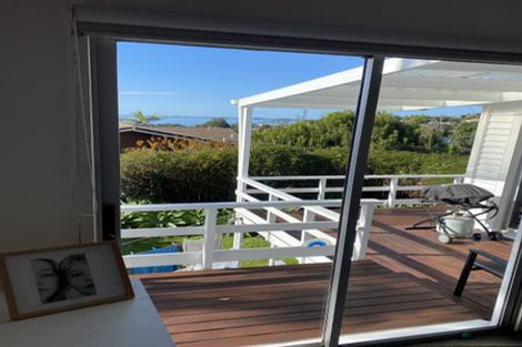 Photo of property in 1/20 Aotearoa Terrace, Murrays Bay, Auckland, 0630