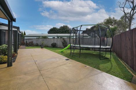 Photo of property in 15 Plymouth Place, Fairview Downs, Hamilton, 3214