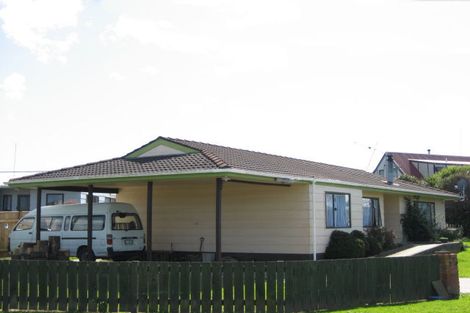 Photo of property in 5 Mansell Crescent, Bulls, 4818