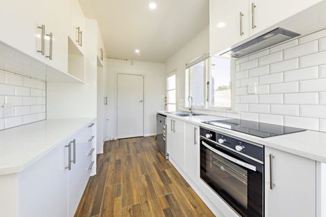 Photo of property in 51 Weymouth Road, Manurewa, Auckland, 2102