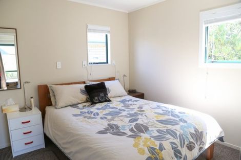 Photo of property in 4 Hinenamu Grove, Turangi, 3334