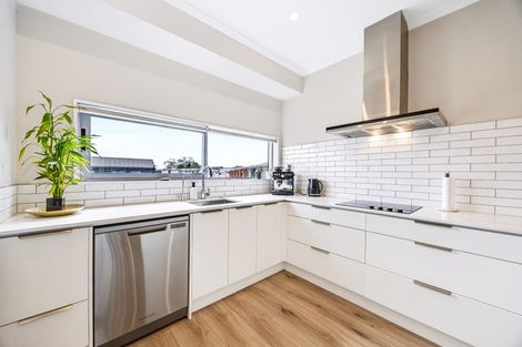 Photo of property in 35 Roundel Crescent, Whenuapai, Auckland, 0618