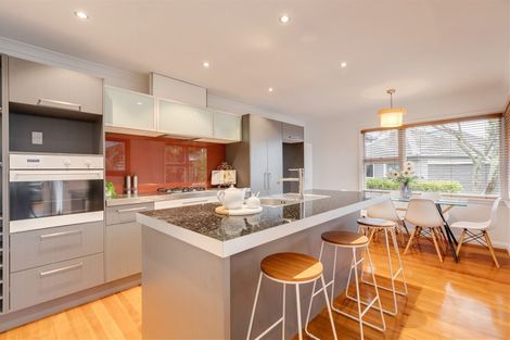 Photo of property in 8 Trist Place, Edgeware, Christchurch, 8013