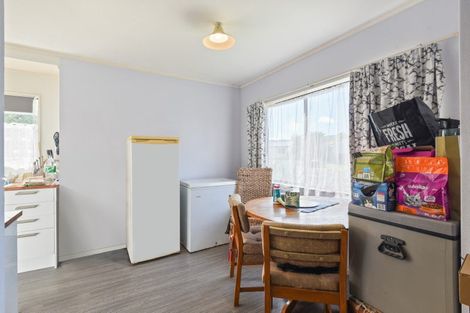 Photo of property in 15a Beech Place, Owhata, Rotorua, 3010