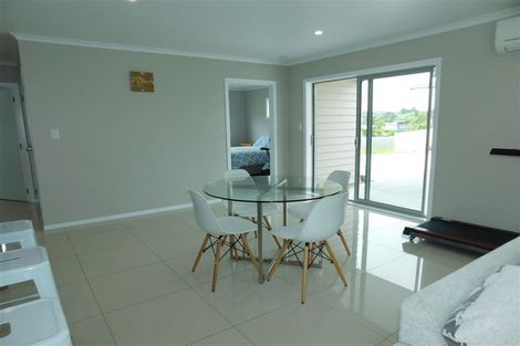Photo of property in 4 Kakapo Place, Mangawhai, 0505