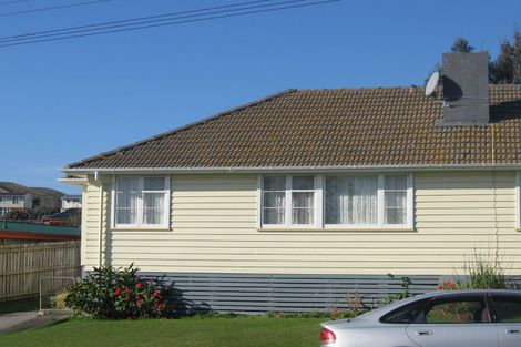Photo of property in 16a-b Fantame Street, Cannons Creek, Porirua, 5024