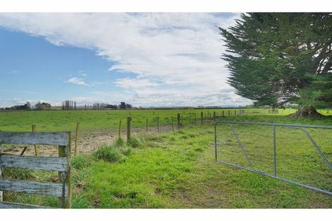 Photo of property in 1724 Springs Road, Lincoln, Christchurch, 7674