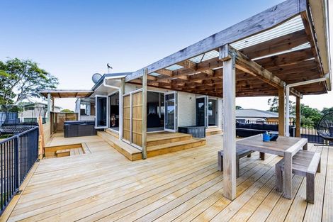 Photo of property in 12 Rennell Street, Frankleigh Park, New Plymouth, 4310