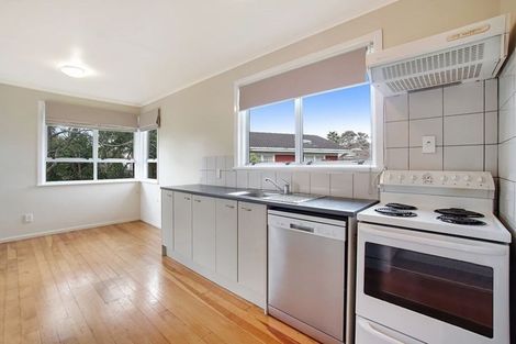 Photo of property in 14 Freyberg Place, Howick, Auckland, 2014