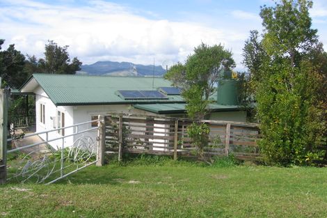 Photo of property in 2015 Wyuna Bay Road, Wyuna Bay, Coromandel, 3581