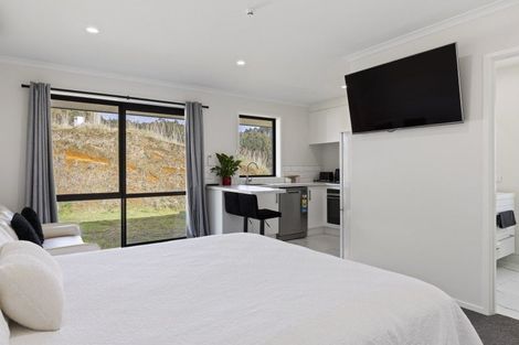 Photo of property in 1 Lemonwood Lane, Kinloch, Taupo, 3377