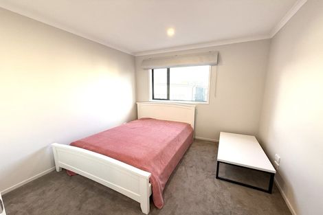 Photo of property in 26 Tuamaka Lane, Hobsonville, Auckland, 0616