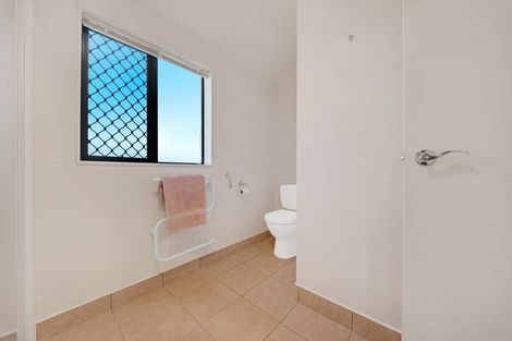 Photo of property in 10/169 Sturges Road, Henderson, Auckland, 0612