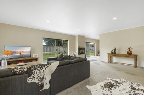 Photo of property in 24a Okoroire Street, Tirau, 3410