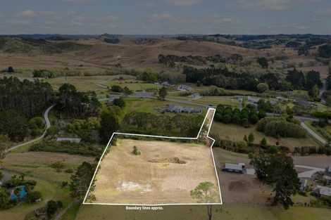 Photo of property in 388 Duck Creek Road, Stillwater, Silverdale, 0993