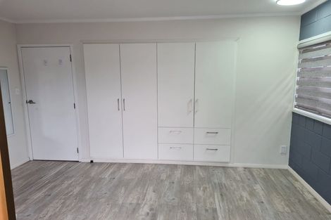 Photo of property in 110 Lauderdale Road, Birkdale, Auckland, 0626