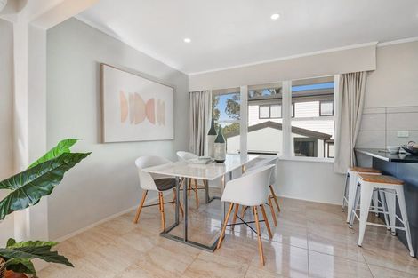 Photo of property in 3 Gladys Avenue, Glenfield, Auckland, 0629