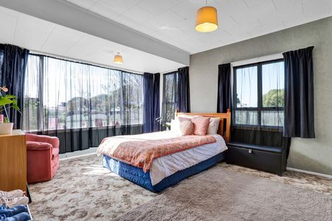 Photo of property in 239 Coronation Avenue, Welbourn, New Plymouth, 4310