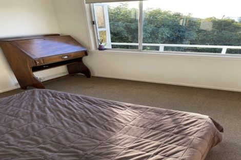 Photo of property in 1/20 Aotearoa Terrace, Murrays Bay, Auckland, 0630