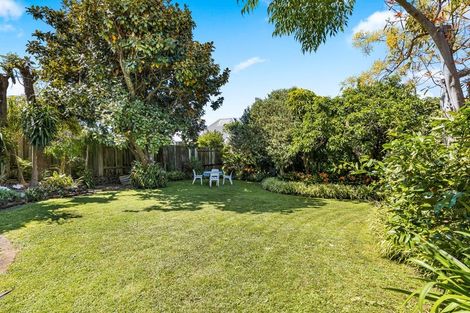 Photo of property in 14 Domain Street, Devonport, Auckland, 0624