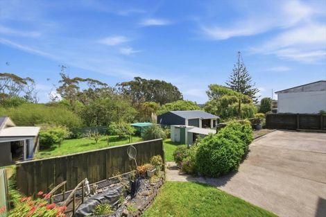 Photo of property in 350 Pukehina Parade, Pukehina, Te Puke, 3189