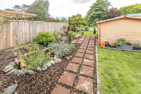 Photo of property in 16 Field Street, Aramoho, Whanganui, 4500