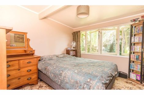 Photo of property in 30 Ocean View Road, Huia, Auckland, 0604