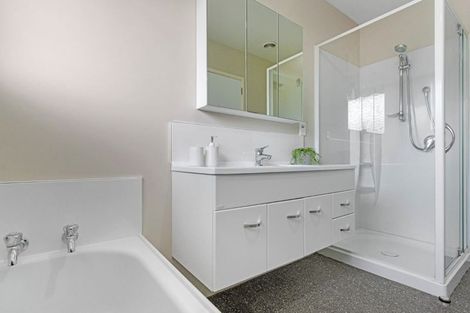 Photo of property in 1/124 Lake Terrace Road, Burwood, Christchurch, 8061