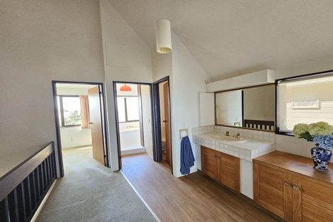 Photo of property in 13 Tamahine Street, Maupuia, Wellington, 6022