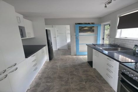 Photo of property in 5 Hartley Terrace, Massey, Auckland, 0614