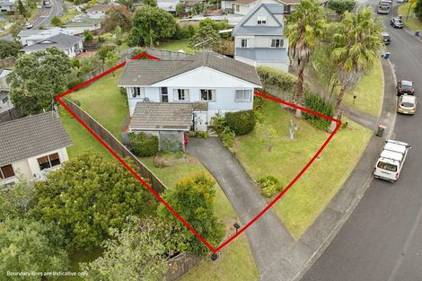 Photo of property in 6 Tetrarch Place, Totara Vale, Auckland, 0629
