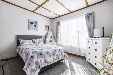 Photo of property in 35 Browne Street, Waitara, 4320