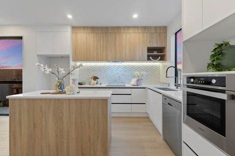 Photo of property in 17 Aituaa Road, Pukekohe, 2120